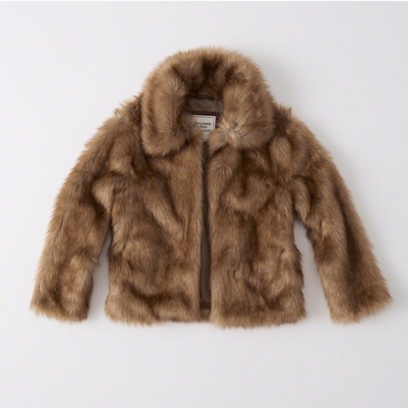 Abercrombie & Fitch Jackets & Blazers - faux fur coat